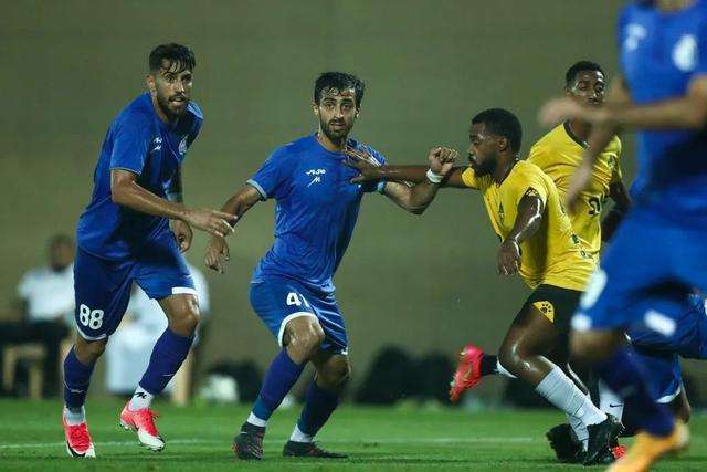 世界杯日报：多支国家队出局后换帅 FIFA主席面临被投诉