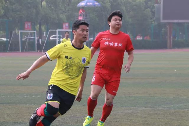 张本智和赛前信心满满，没料到小将林诗栋成强敌